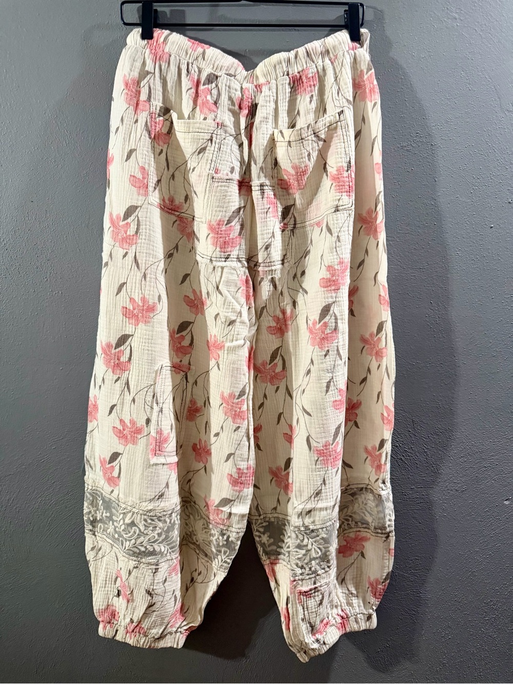 POL Cream Jogger Pants with Pink Floral Print - Picture 2 of 6